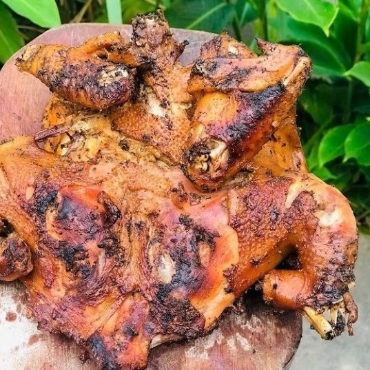Poulets PAO sur la braise